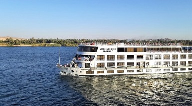 Arrival in Aswan – Sightseeing & Cruise Check-in